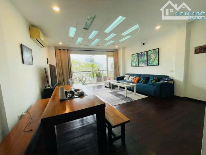 Chung cư skylight hòa bình 6 minh khai 100m , 3 ngủ 2 vệ sinh