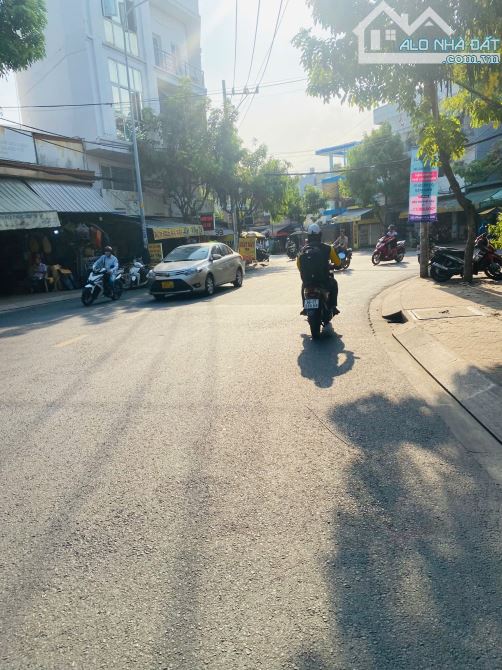 BÁN NHÀ MẶT TIỀN TÂN BÌNH, 4 TẦNG BTCT. GẦN NGUYỄN PHÚC CHU. CHO THUÊ GIÁ CAO