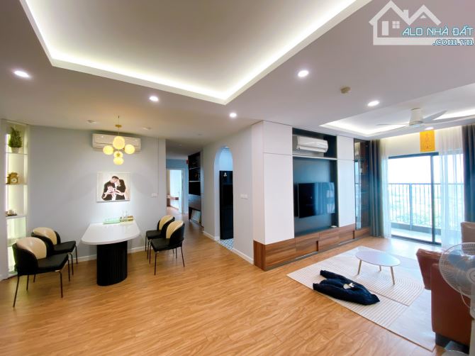 Cho thuê CC 3PN, 2WC, 122m2 giá tốt tại Phạm Văn Đồng, Cổ Nhuế 2, Bắc Từ Liêm, Hà Nội