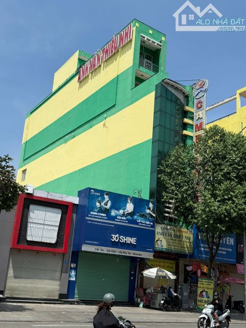 Cho thuê tòa nhà 7 tầng Diện tích: 5x28  + Vị trí đắc địa ngay trung tâm thành phố biên Hò