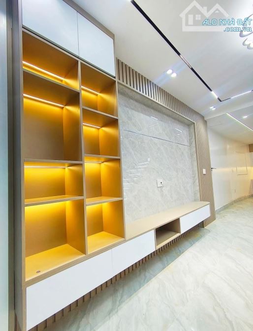 Bán nhà Tô Hiệu, Hàng Kênh, Lê Chân,  3 tầng, 38m2, 3,05 tỷ