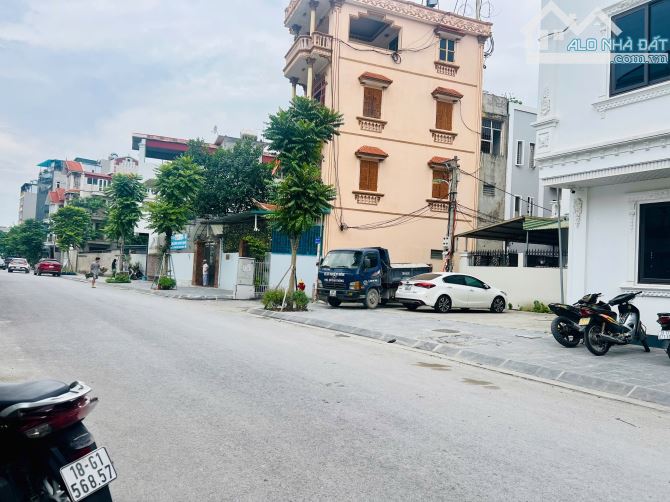 Bán đất Phúc Lợi 52m2 ngõ nông ô tô đỗ cửa cách phố vài chục mét 6.5 tỷ