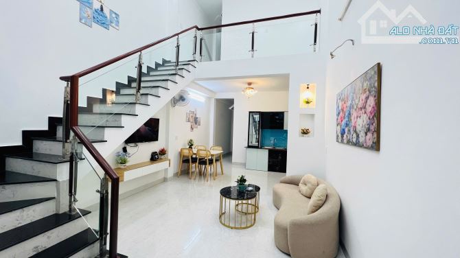 💥Nhà Mê Lửng TC 4*17m,Hẻm Phan Bội Châu,gần Trường Chu Văn An