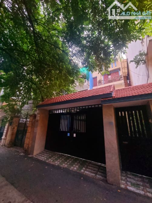 BÁN BIỆT THỰ TRƯỜNG TRINH 145M2 SÂN VƯỜN 38 TỶ