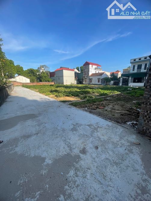 BÁN ĐẤT NINH XÁ, THUẬN THÀNH – 60M², MẶT TIỀN RỘNG, NỞ HẬU, ĐƯỜNG Ô TÔ – GIÁ 1.8 TỶ