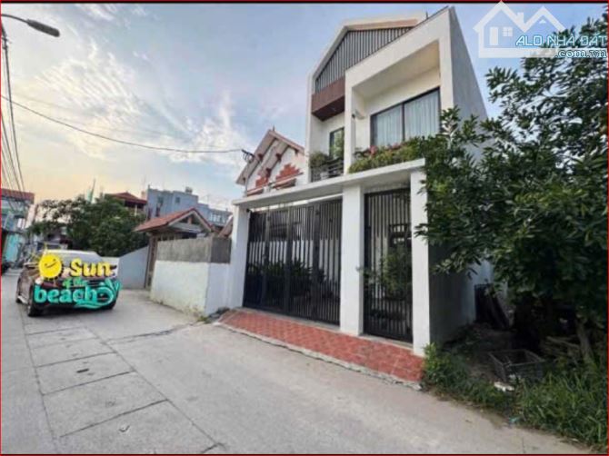 CHÍNH CHỦ BÁN GẤP LÔ ĐẤT SIÊU ĐẸP 100m² – GIÁ RẺ NHẤT KHU VỰC QUANG MINH – SỔ SẴN