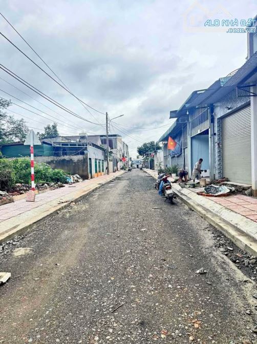 8.75x21 hẻm 25 rộng lớn Mai Thị Lựu dân cư đông đúc đường 3 Ô tô