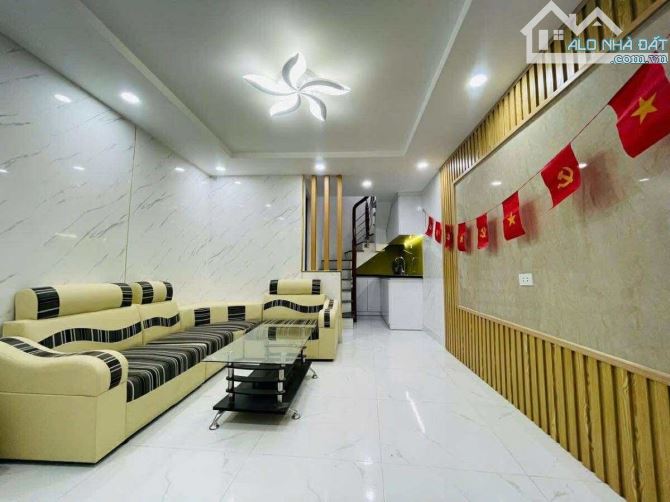 LÊ QUANG ĐẠO- PHÚ ĐÔ - 5 TẦNG THANG MÁY- NHỈNH 10 TỶ