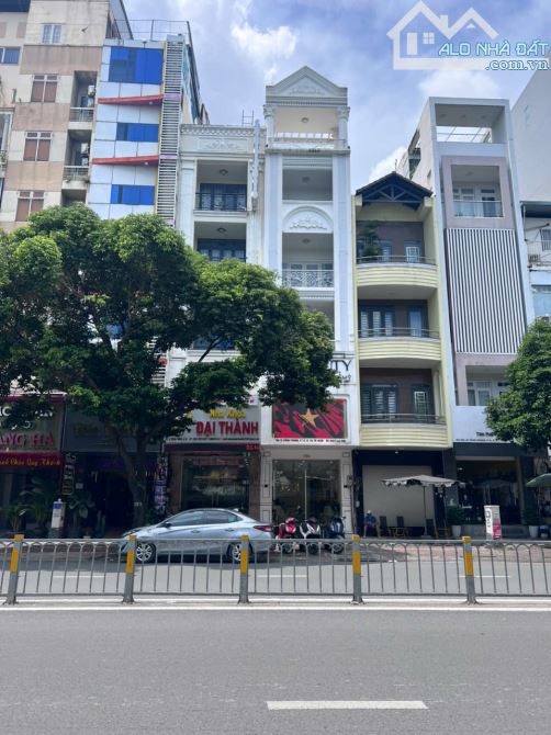 Bán Nhà Mặt Tiền Nguyễn Biểu, Phường 5, Quận 5 - 56 Nguyễn Biểu, Diện Tích 4x20m, Trệt 5 L