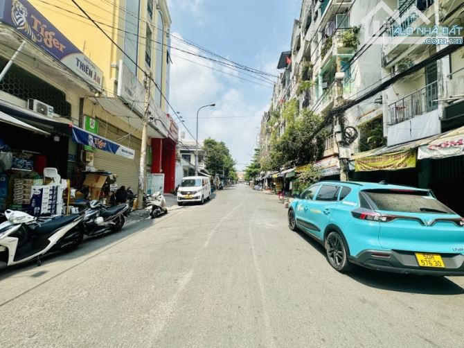 Bán nhà mặt tiền Nguyễn Xuân Khoát-ngang 4m-4PN-sổ vuông-lô góc-kinh doanh sầm uất
