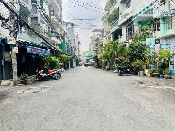 Âu Dương Lân Món ăn gia đình chuẩn vị gần 70m² chỉ 4.x Tỷ, 2 tầng BTCT Nhà Quận 8 Ở liền.