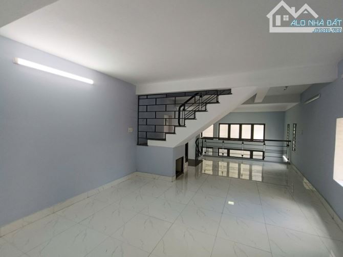 #  Lô Góc 2 mặt Kiệt Ô tô thẳng thông,Lê Đình Lý, gần Chợ, Kinh Doanh, 60m2, 4 mê, nhỉnh