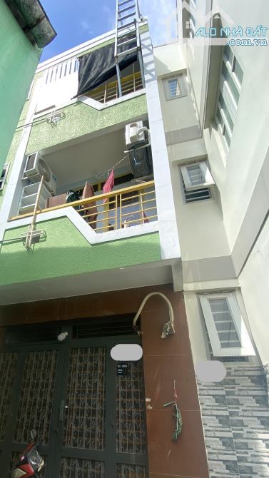 Nhà sát Bùi Viện Q1 - 1 trệt 2 lầu - Diện tích 37m2 - Dòng tiền 18tr/ tháng - 4.1 tỷ