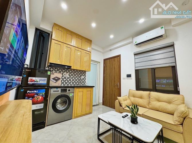 💰 Bán tòa CHDV Khương Trung –  2.4 tỷ/năm, thang máy, full kín phòng – 150m², 41.9 tỷ