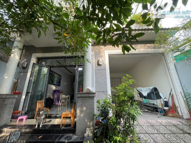 Nhà 1 Trệt 1 Lầu, DT 196m2 Ngang 8m, Đường 79 Ngay UBND Q9 Cũ, Phước Long B