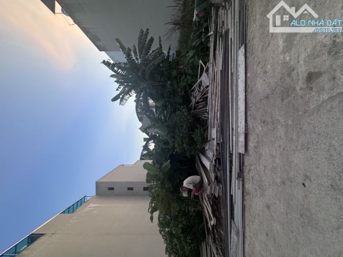 ĐỨC THƯỢNG- - PHÂN LÔ - - VỈA HÈ - - Ô TÔ TRÁNH - - TIỆN ÍCH VÔ VÀN...