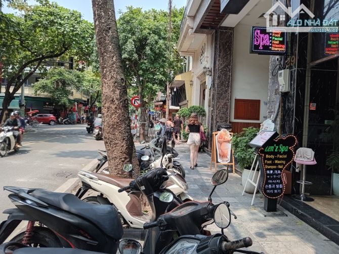Bán nhà Mặt Phố Hàng Bông, gần Hồ Gươm, DT 364m2, Mặt tiền 12.6m. 217 Tỷ.