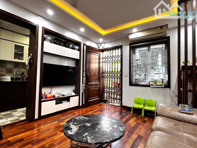 BÁN CĂN HỘ TẬP THỂ XỊN – THỊNH HÀO, TÔN ĐỨC THẮNG, ĐỐNG ĐA. 80M2 – 2PN. 4,78 TỶ - 10