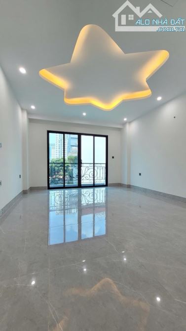 Bán nhà Láng Hạ 76,21m², 5 tầng, phân lô VIP, ô tô tránh, nguồn độc quyền, giá 24 tỷ - 10