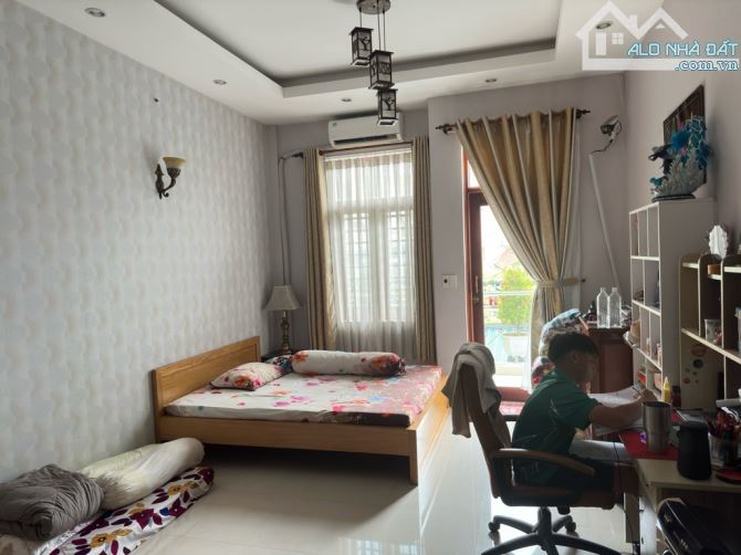 CHỦ GIẢM 500TR CHO SIÊU PHẨM MTKD NGAY BÌNH GIÃ TÂN BÌNH-4 TẦNG 74M2 SHR NHỈNH 17 TỶ TL - 10