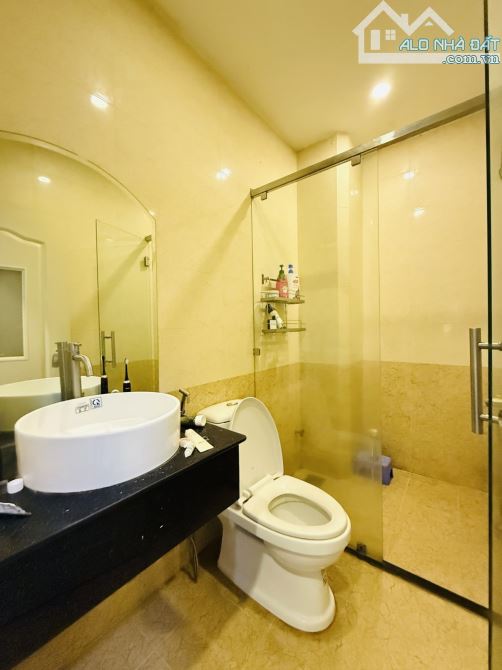 💥 SIÊU PHẨM KHU HẬU GIANG– 5 TẦNG – HẺM XE HƠI QUAY ĐẦU –10.5TỶ - 11