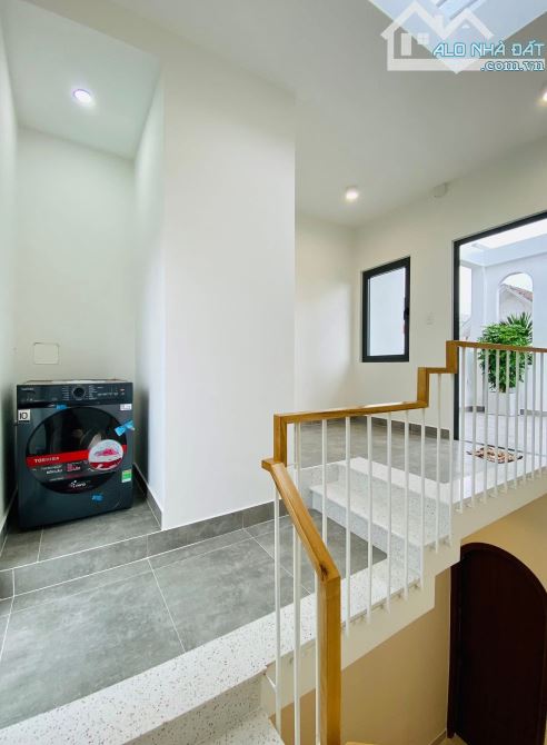 BÁN NHÀ HẺM XE TẢI LÊ THÁNH TÔN, QUẬN 1. GIÁ 6.32TỶ/71,5M2 - NHÀ SHR ĐANG CHO THUÊ 29 TRỆU - 11