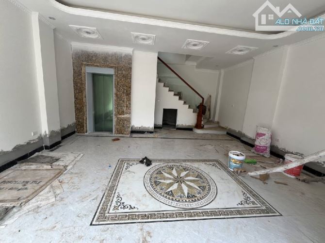 Quá Đẹp / Đặng Vũ Hỷ/ 18.x tỷ / 7 tầng/ Đường 13m - 11