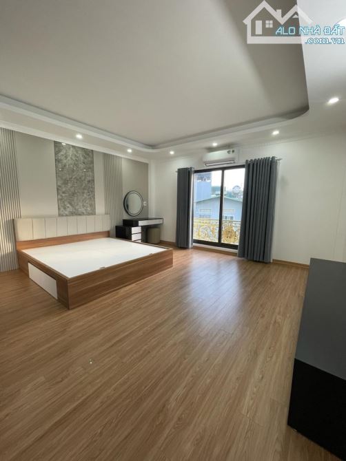 🏡 THẠCH BÀN – NGUYỄN VĂN LINH, 46M², 6 TẦNG, Ô TÔ TRÁNH,  KINH DOANH – 17,5 TỶ - 11