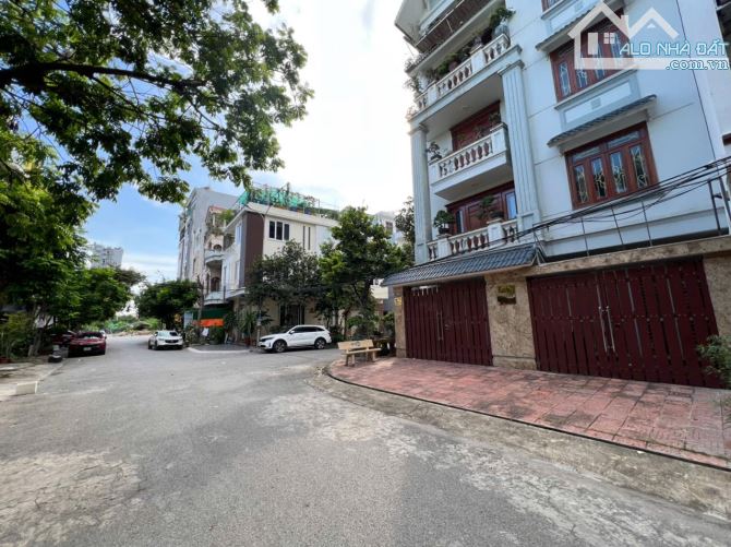 Bán Đất 60m2 Đường 15M Lô 9 Lê Hồng Phong Tây Bắc - 1