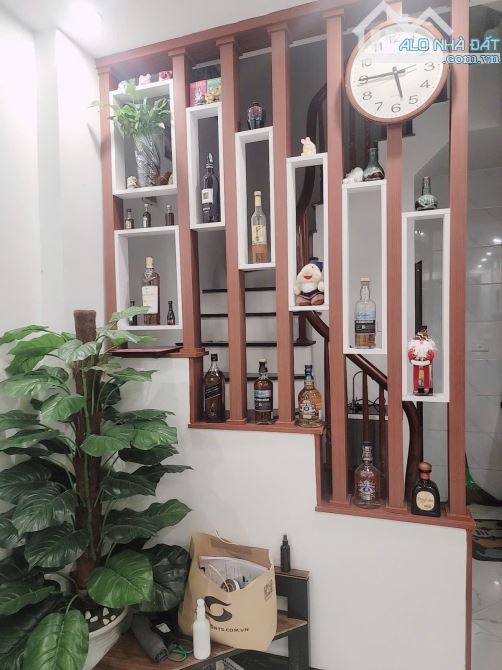 Bán Nhà Ngõ Thịnh Quang 4.5 Tầng DT28m2  - Giá 4.35 tỷ - 1