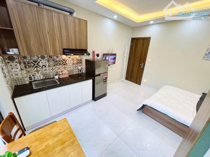Bán toà CHDV Trần Khát Chân gần ĐH KTQD 72m2*7T thang máy 17PN, PCCC đủ, ô to tránh - 1