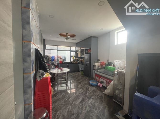 Bán nhà Phạm Thế Hiển 4 tầng (4x17) phường 7 quận 8 giá chỉ 6,8 tỷ - 1