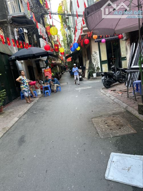 Bán nhà ngõ 136 Tây Sơn là ngõ đẹp nhất phố, mặt ngõ  kinh doanh sầm uất : 42m - Chỉ 9 Tỷ - 1
