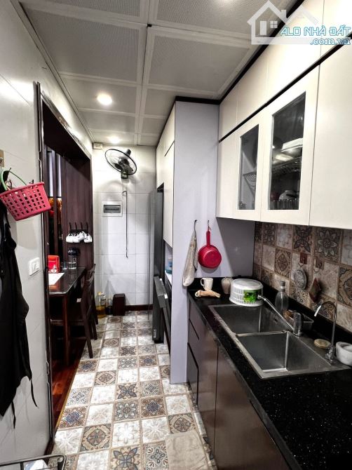 BÁN CĂN HỘ TẬP THỂ XỊN – THỊNH HÀO, TÔN ĐỨC THẮNG, ĐỐNG ĐA. 80M2 – 2PN. 4,78 TỶ - 1