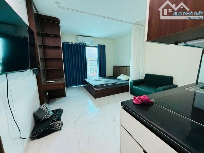 CCMN Hoàng Hoa Thám, 80m x 7 tầng, 23 căn hộ, lô góc, full nội thất, dòng tiền 1,3 tỷ - 1