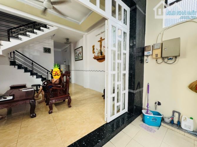 SIÊU PHẨM, BÁN NHÀ ĐẸP BÌNH ĐÔNG [P14, Q8] DT:51M2 (4.9 X 11M), 4T, 4PN,3WC CHỈ 5.55 TỶ - 1