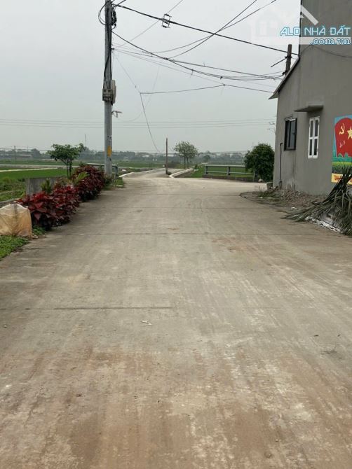 Giờ dưới Phú xuyên kiếm dk mảnh như này hơi khó - 1