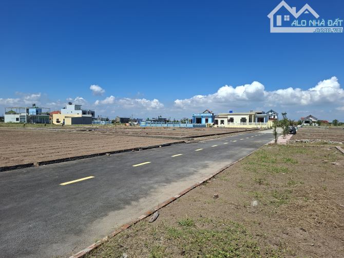 Cần tiền bán gấp lô đất 100m2 MT 7m ô tô giá chỉ 1.7 tỷ - 1