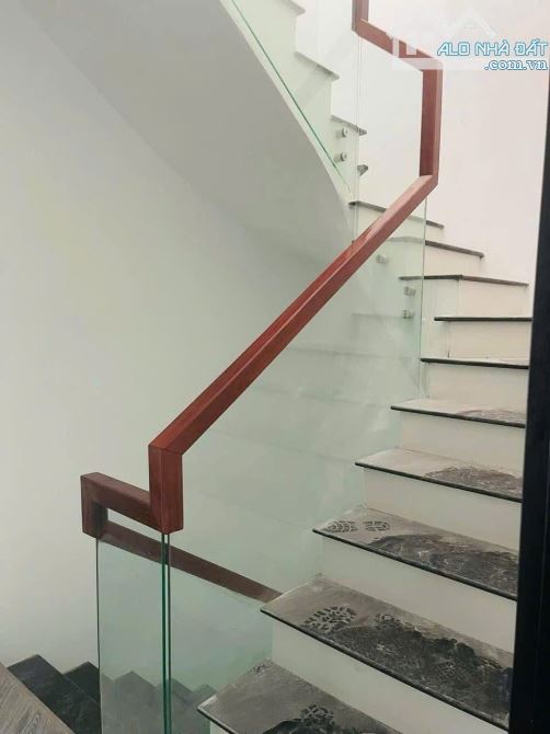 MỜI THUÊ LKBT VIP TRUNG TÂM HÀ ĐÔNG 20 ĐẾN 100TR NHÀ MỚI TINH - 1