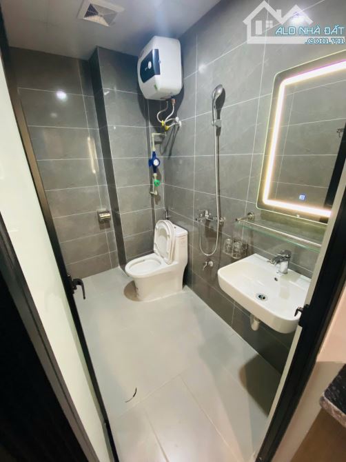 Toà nhà căn hộ dịch vụ vỉa hè ô tô tránh Nguyễn Trãi, Thanh Xuân 8 tầng chào 31 tỷ - 1