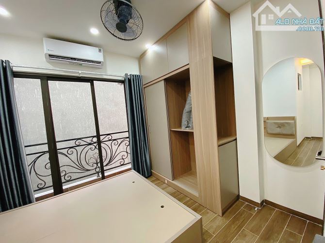 Siêu phẩm CHDV La Thành. 80m2 7 tầng 15 phòng Studio 110 triệu tháng - 1