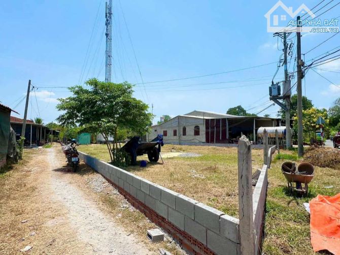 ĐẤT NGỘP CỦ CHI 890M2 CÓ 300M2 THỔ, ĐƯỜNG NHỰA HƠN 4TR/M2 - 1