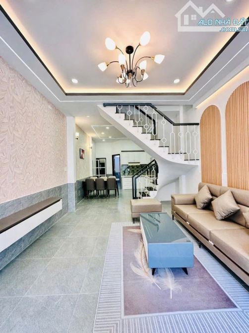 Ngân hàng thanh lý gấp căn nhà Ngô Tất Tố P19 Q.Bình Thạnh, giá chỉ 2TY8, SHR - 1
