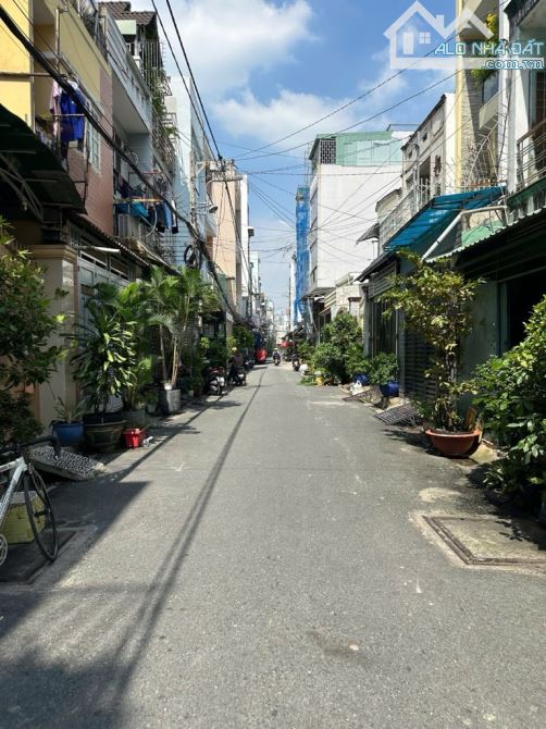 BÁN NHÀ TÂN PHÚ - GIÁP QUẬN 11 - ĐẦM SEN - NGANG 5M2 NỞ HẬU - 5 TẦNG - 100M2 -  16 TỶ Nhẹ - 1