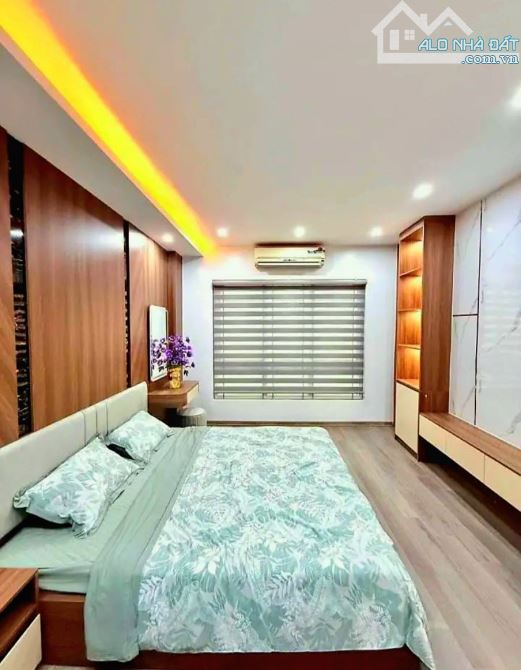 Tôi chính chủ cần bán nhà P. Lê Lợi, Hà Đông, DT 48m 5T  gần phố, Giá chỉ từ 9 tỷ - 1
