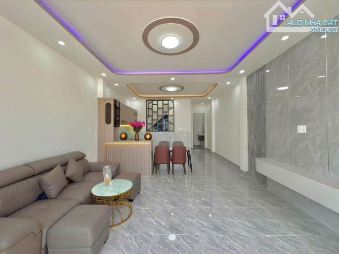 cần bán nhà lầu gần ngay Trường Lái Bửu Long - 1