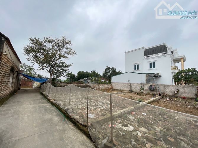 Bán đất xã xuân mai DT 75m full tc ô tô vào tận đất giá hơn tỷ - 1