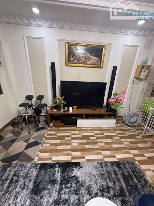 Bán gấp nhà Lê Trọng Tấn 5 tầng mới đẹp, gần AEON Tân Phú, 60m2, hẻm xe tải, chỉ 7.x tỷ . - 1