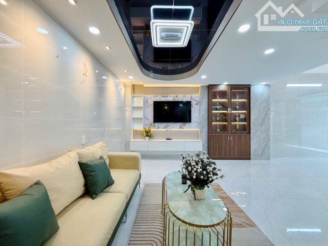 5❌10m, BÁN NHÀ 5 TẦNG, SÁT HXH, NGUYỄN DUY CUNG, P12 GÒ VẤP, 6 TỶ xíu - 1