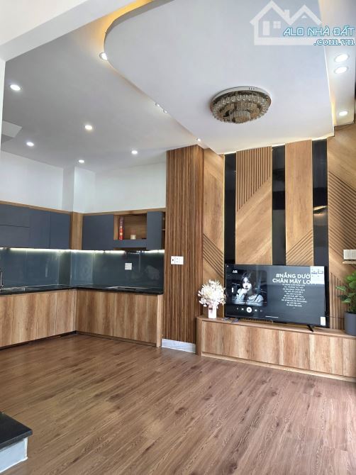 Bán nhà đẹp 3 tầng, kiệt đường Trần Cao Vân, Xuân Hà, Thanh Khê. DT 50m2. Giá 4.39 tỷ - 1